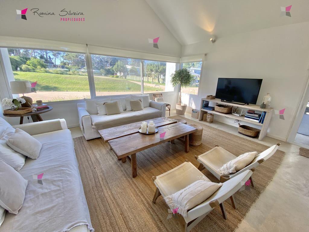 VENTA DE CASA 5 DORMITORIOS PINAR DEL FARO