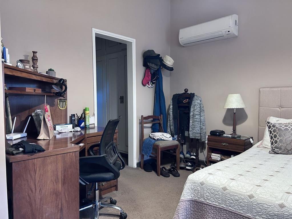 Venta casa 4 dormitorios con jardín, piscina , barbacoa y g