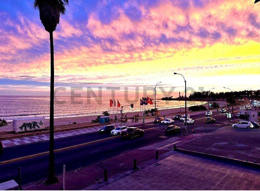 VENTA APARTAMENTO BUCEO FRENTE AL MAR, 3 DOR, BALCON,GARA...