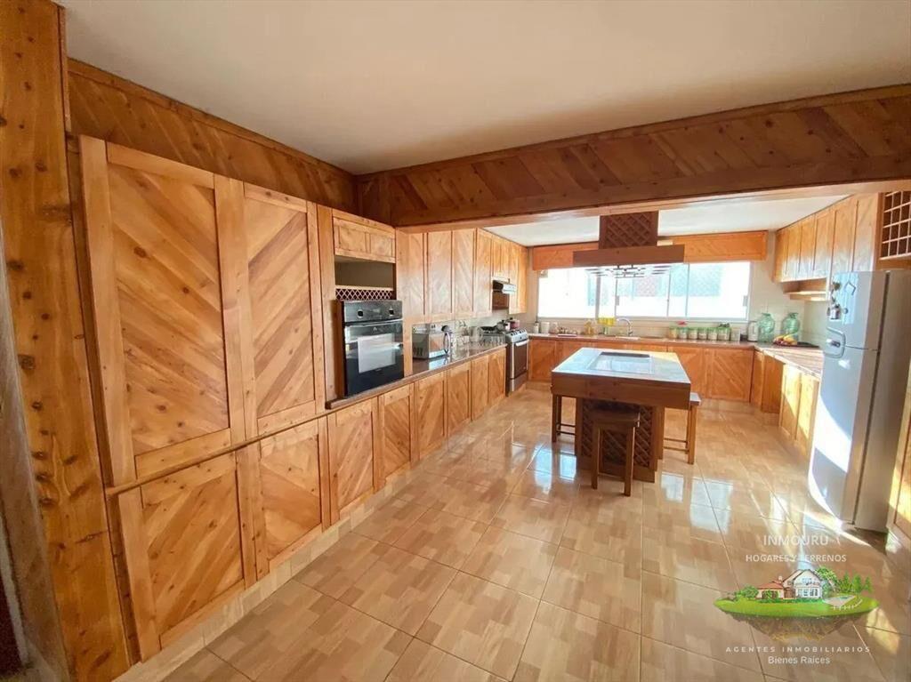 Apartamento en Venta de 5 Dormitorios en Rambla de Punta Ca