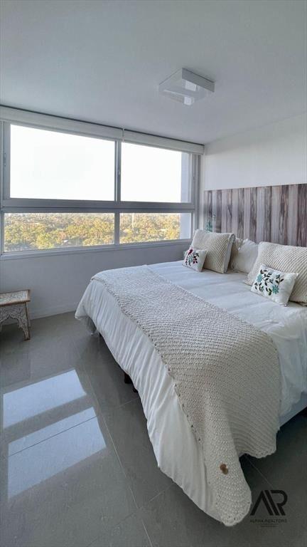 Apartamento De Categoría En Alquiler Temporada, 3 Dormit...