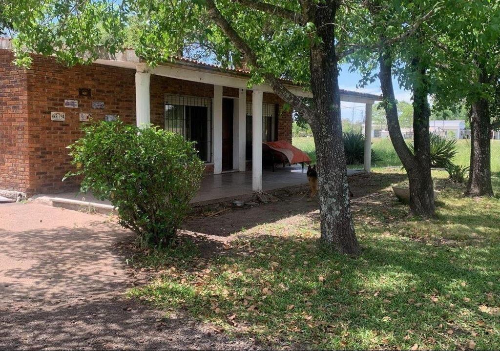 Venta de casa principal y 4 Bungalows en un mismo padron en