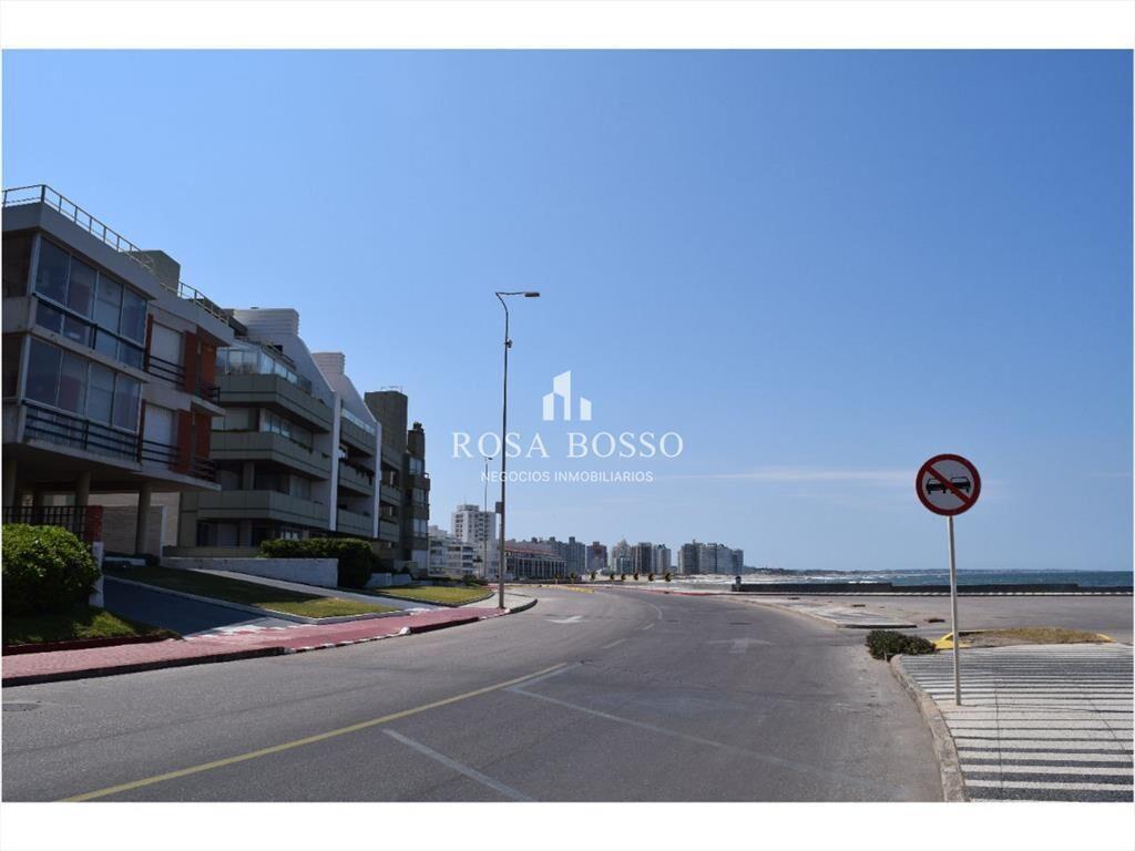 Apartamento en Peninsula, 2 dormitorios *