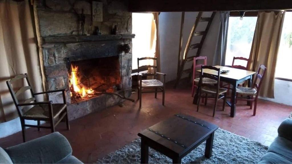 VENDO O PERMUTO CASA EN VILLA SERRANA