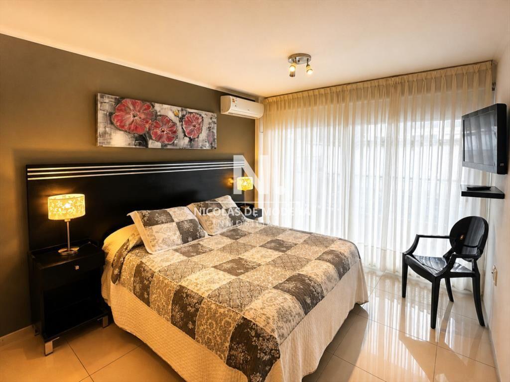 Moderno apartamento en Aidy Grill, Punta del
