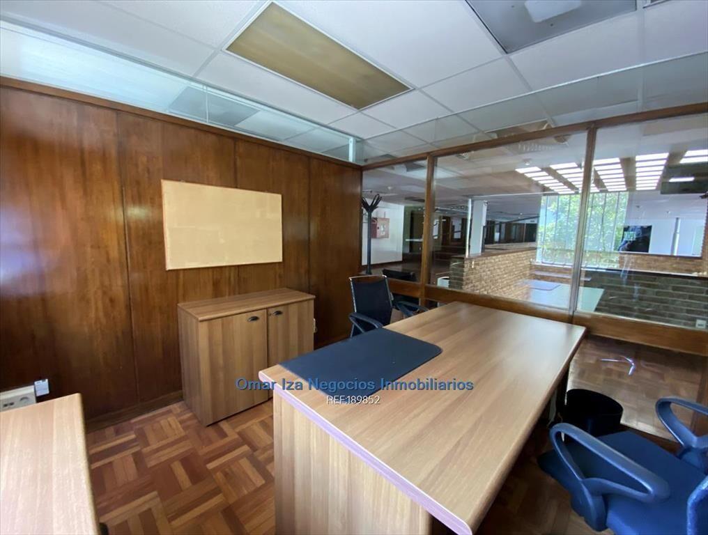 Venta local oficinas edificio corporativo aguada comercial