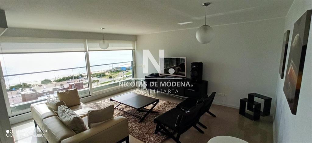 Apartamento en Punta del Este, Mansa