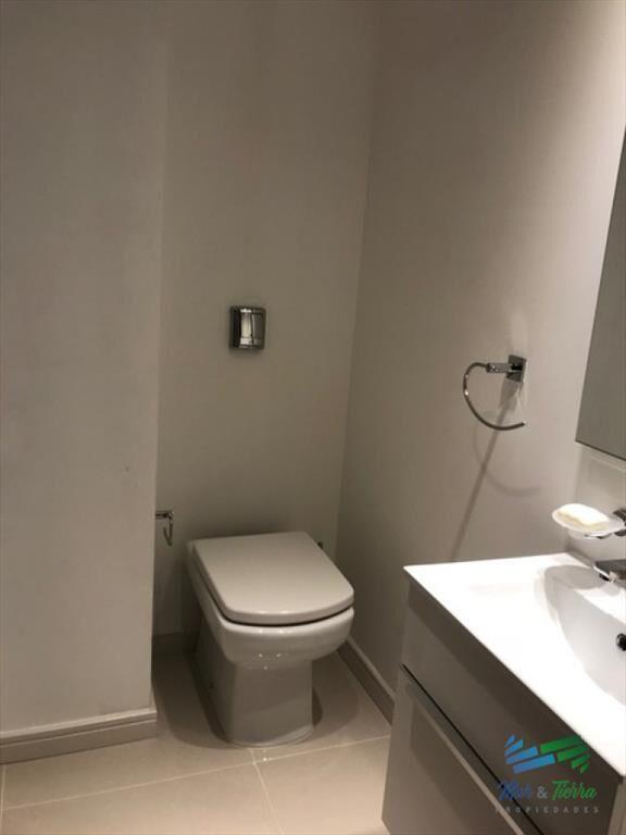 En venta.. piso alto, torre con todos los