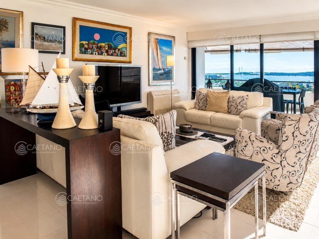 Venta apartamento 3 dormitorios. Puerto, Punta