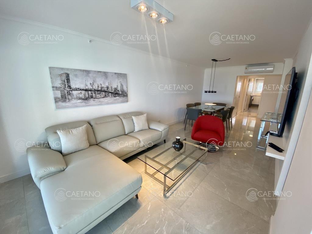 Alquiler anual apartamento 2 dormitorios playa mansa Punta