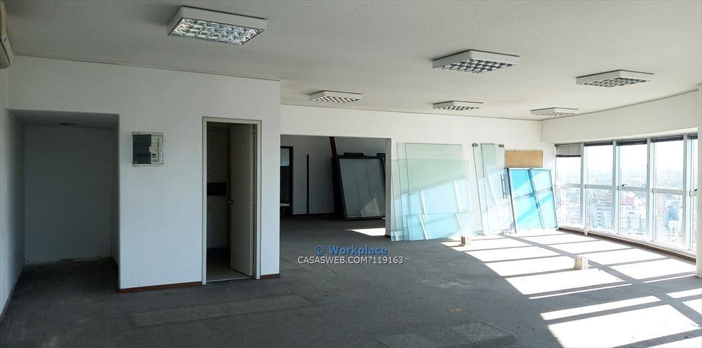 Oficina en el Centro - Alquiler - EDIFICIO DE CATEGORIA