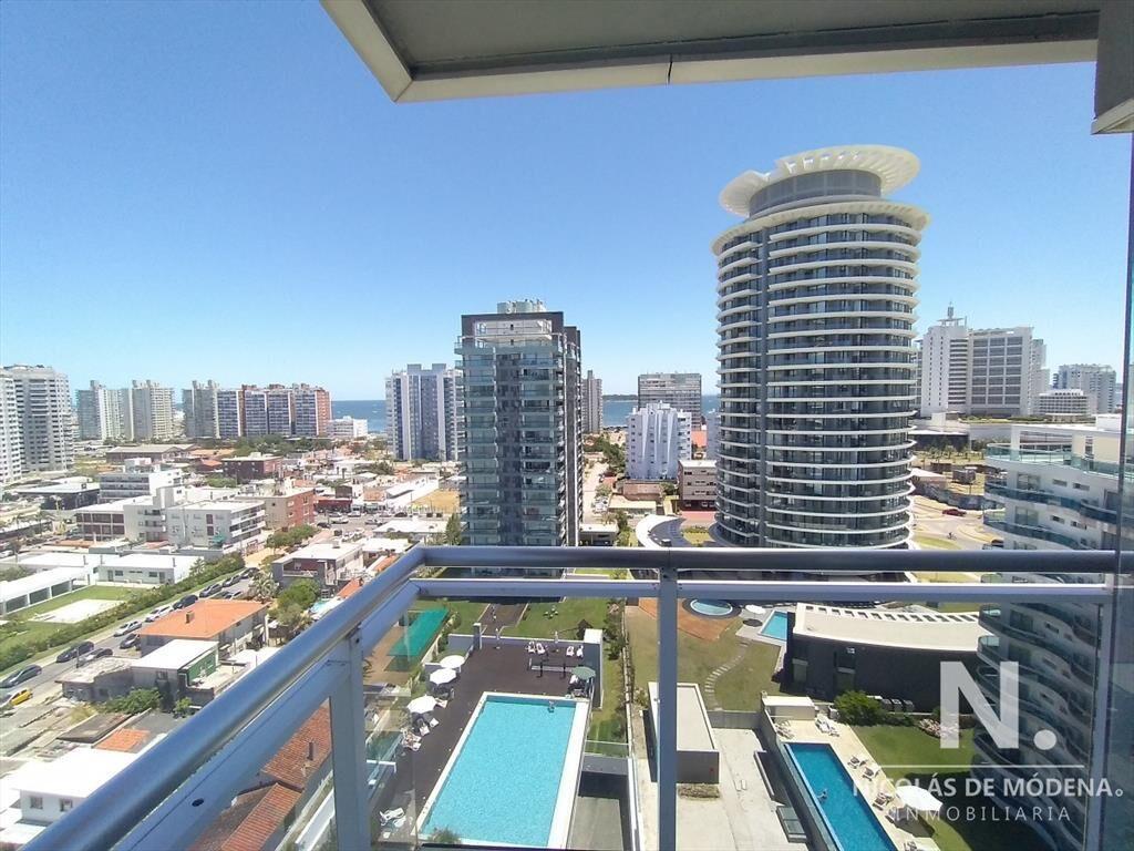 Apartamento en Punta del Este, Brava