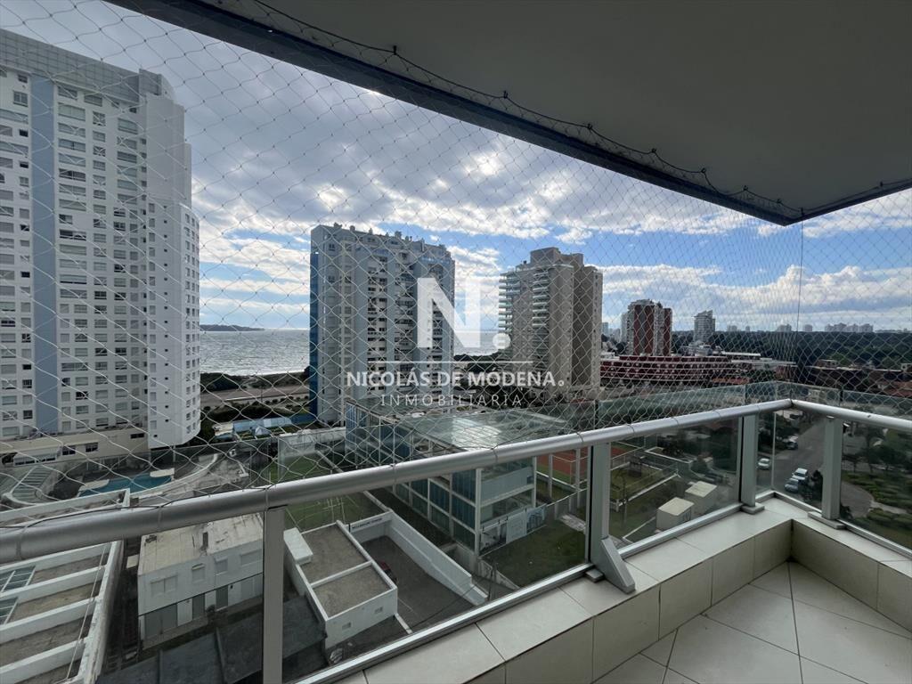 Apartamento en Venta de 3 dormitorios con en del