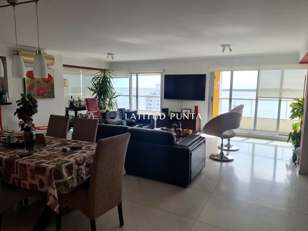 Apartamento en Mansa, 3 dormitorios