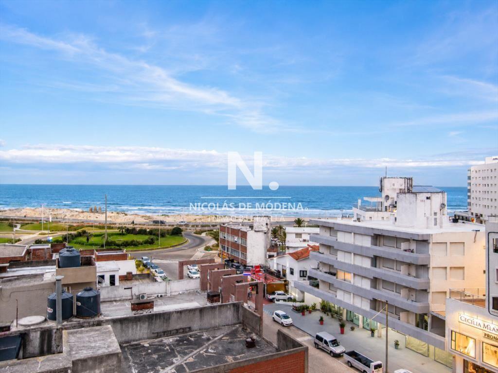 Departamento de 3 dormitorios en venta - El