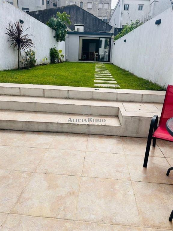 CASA EN VENTA 4 DORMITORIOS CON FONDO Y BARBACOA. COCHER...
