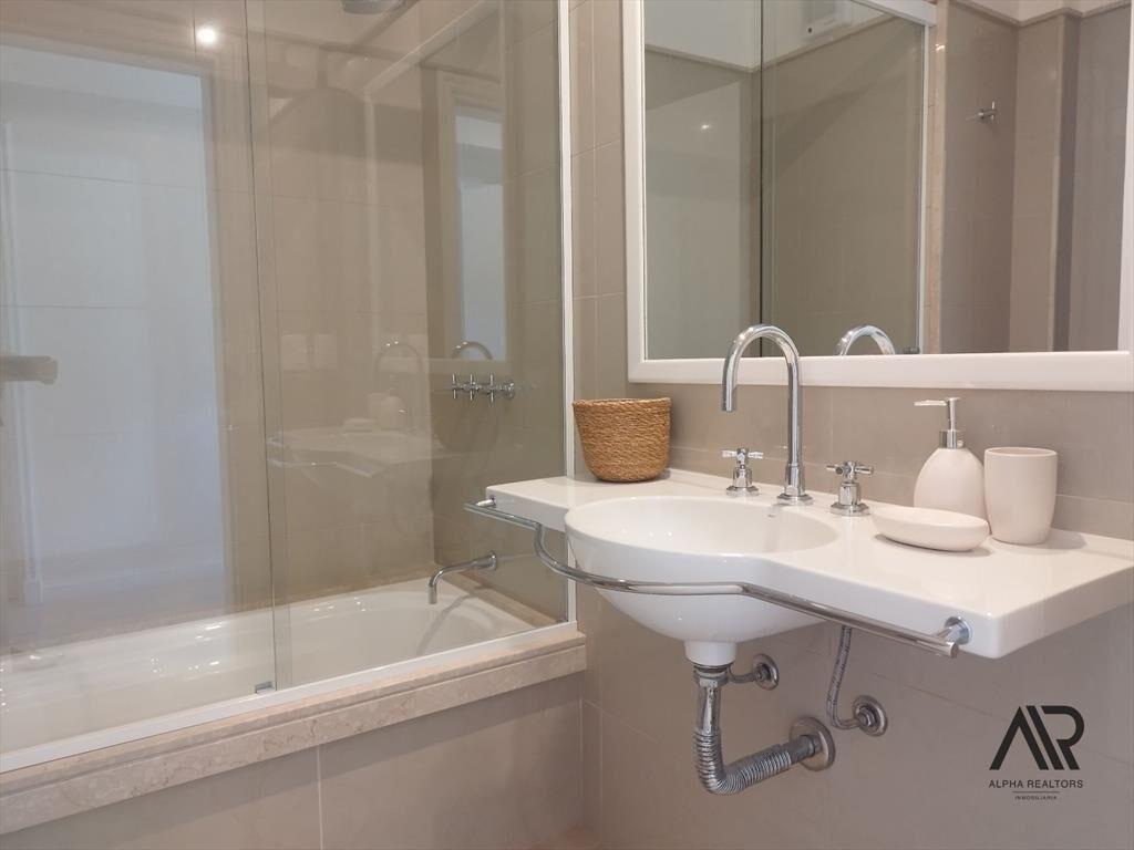 Apartamento en venta de 3 dormitorios c/ cochera en P. B...