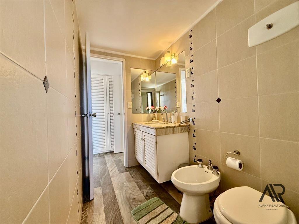 Apartamento en venta c/ cochera en La Pastora