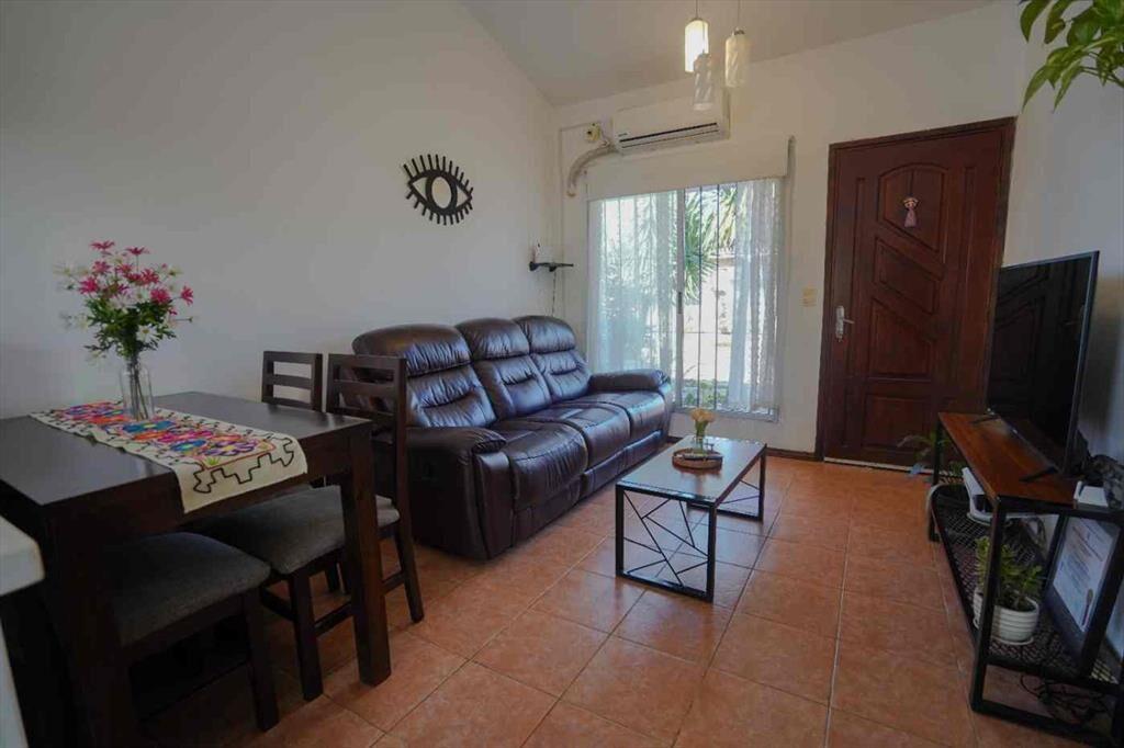 Oportunidad Vendo casa 2 dormitorios garaje Pando