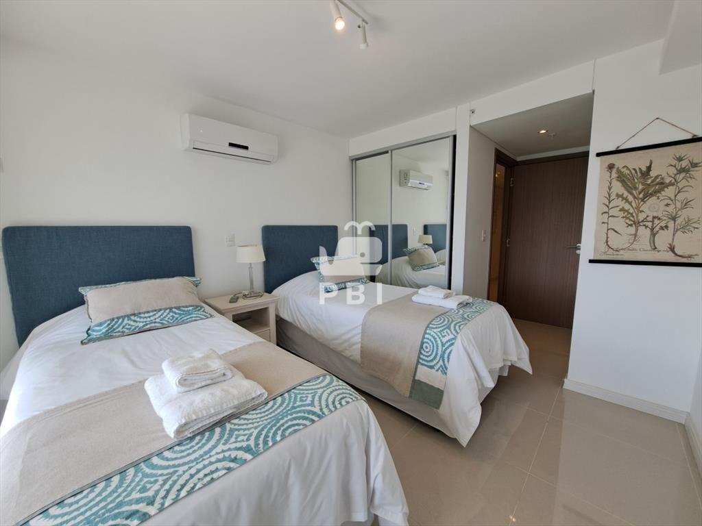 Alquiler de apartamento 2 dormitorios en Punta del este, Ma