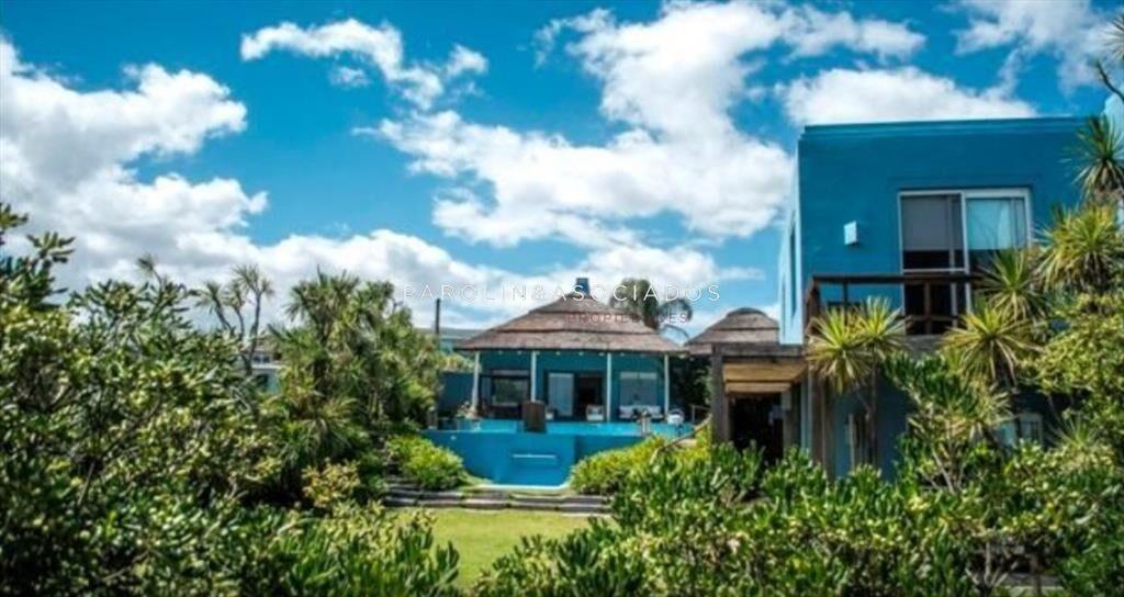 Casa en venta de 5 dormitorios en El Chorro, La Barra