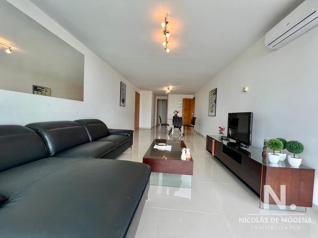Apartamento en venta Playa Mansa 2 dormitorios SUNRISE TOWE