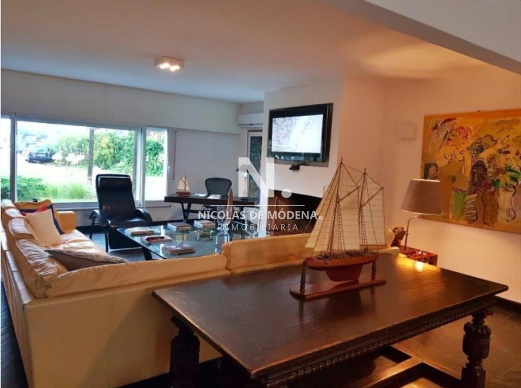 Casa en La Barra en venta.