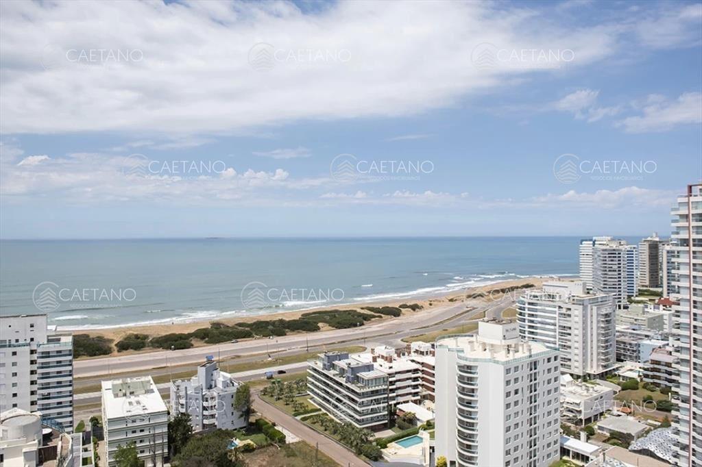 Alquiler temporario apartamento 2 dormitorios playa brava P