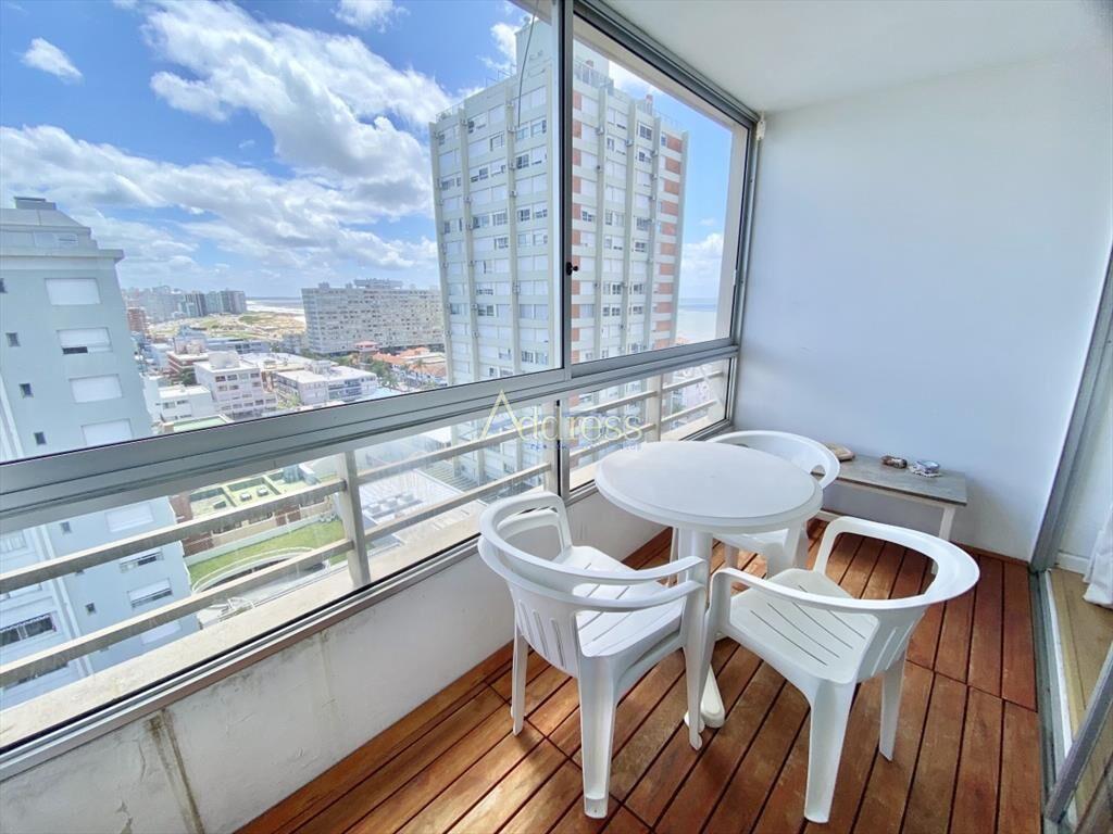 Apartamento en Peninsula, 2 dormitorios *