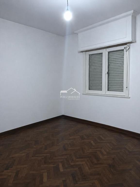 Venta apartamento 3 dormitorios amplios. Tres Cruces