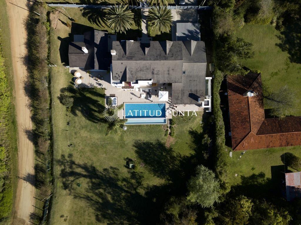 Chalet de 5 dormitorios en Rincón del Indio
