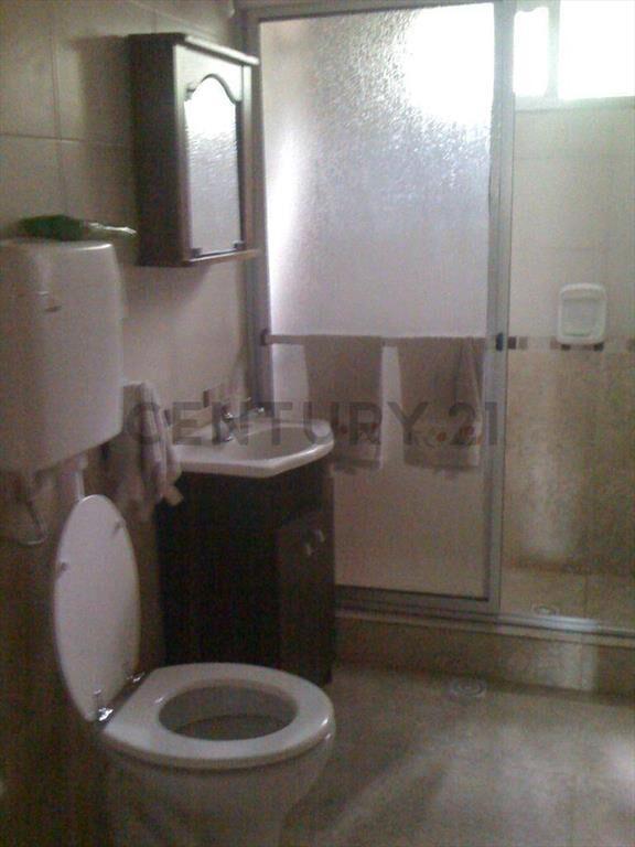 Venta Casa Guazuvirá viejo:2 dormitorios. Barbacoa.5 cuad...