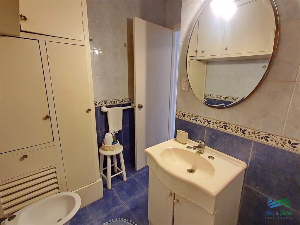 Alquilo apartamento 1 dormitorio en Peninsula frente a la r