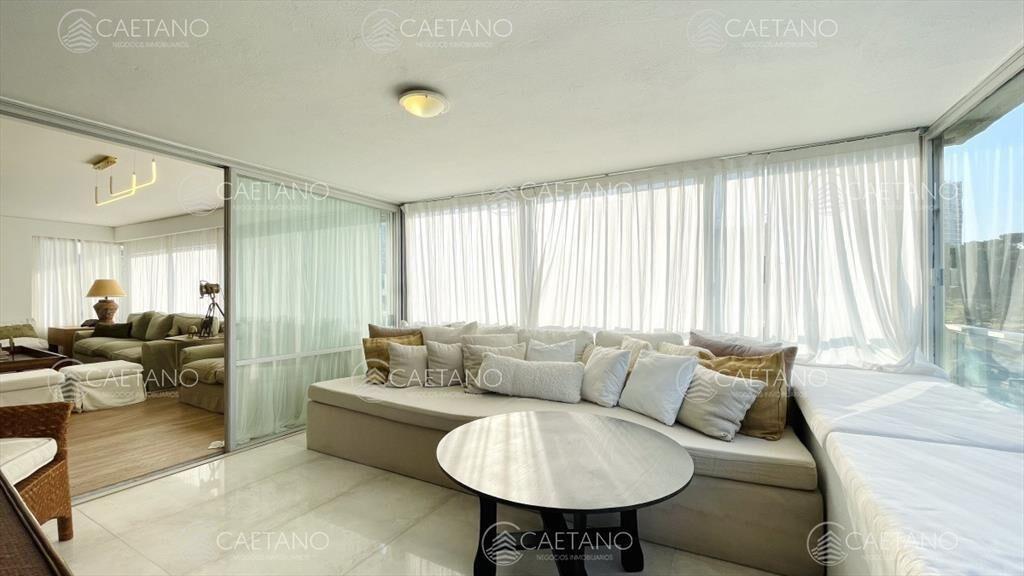 Venta apartamento 3 dormitorios Playa Brava - del