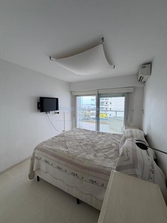Apartamento en venta de 2 dormitorios en Punta ,
