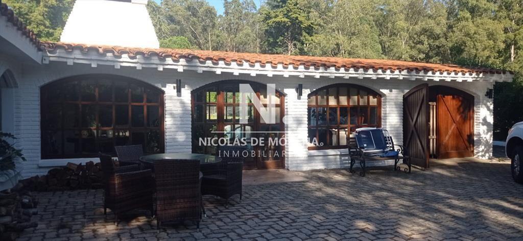 Vende Chacra amplio, con casa de 3 dormitorios en