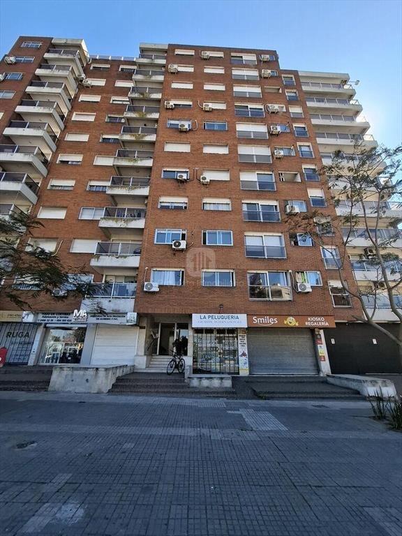 ALQUILER APTO PARQUE BATLLE CON VISTA