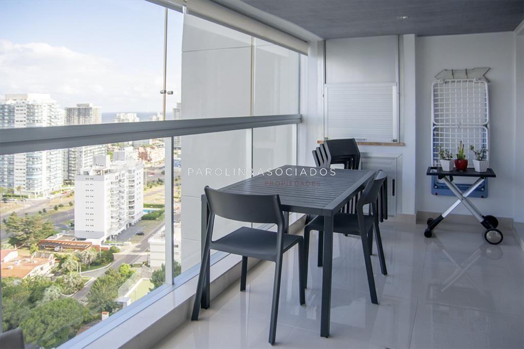 Vende apto de 2 dormitorios en Miami Boulevard !