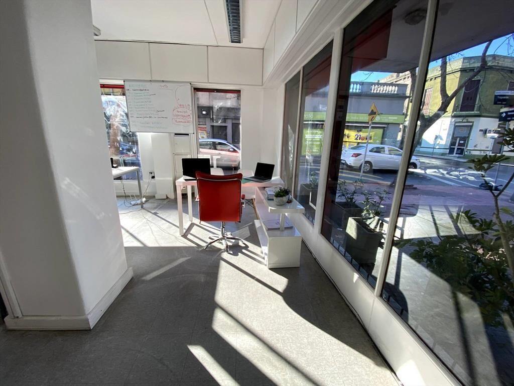 Venta de Local comercial con 140 Mts2 en Aguada