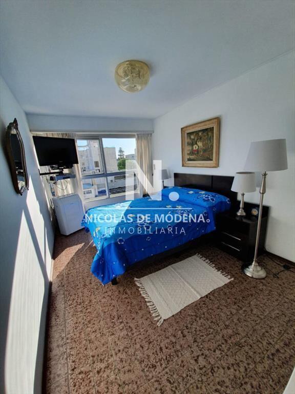 Departamento de 1 dormitorio en la Peninsula, Del