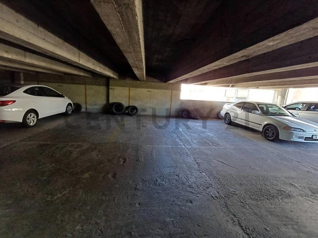 VENTA DE 11 COCHERAS ,SOBRE COLONIA EN EXCELENTE UBICACION