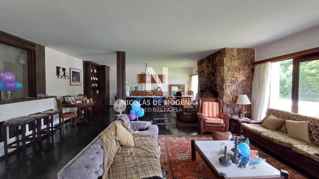 Vende Casa en Zona comercial en Lugano - Punta