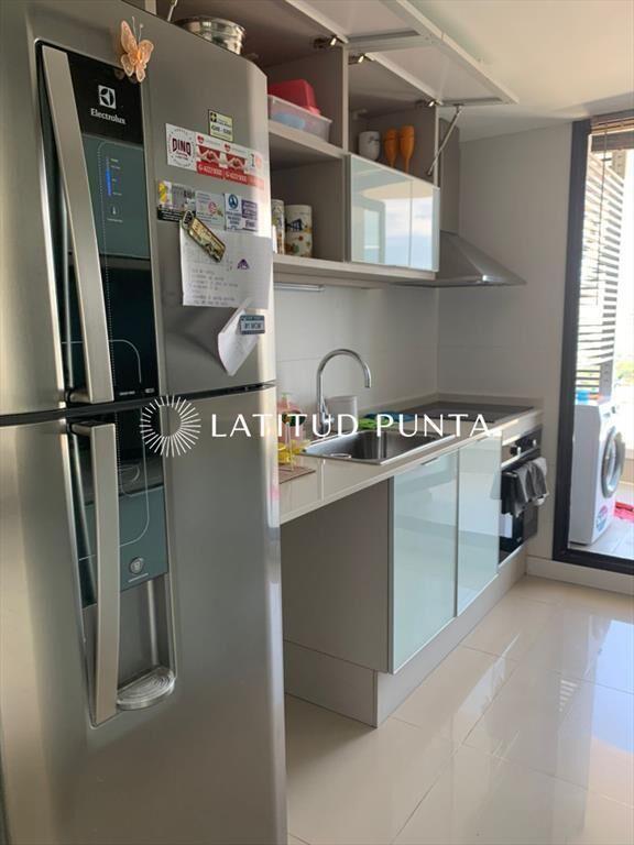 Apartamento de 3 dormitorios en Artower