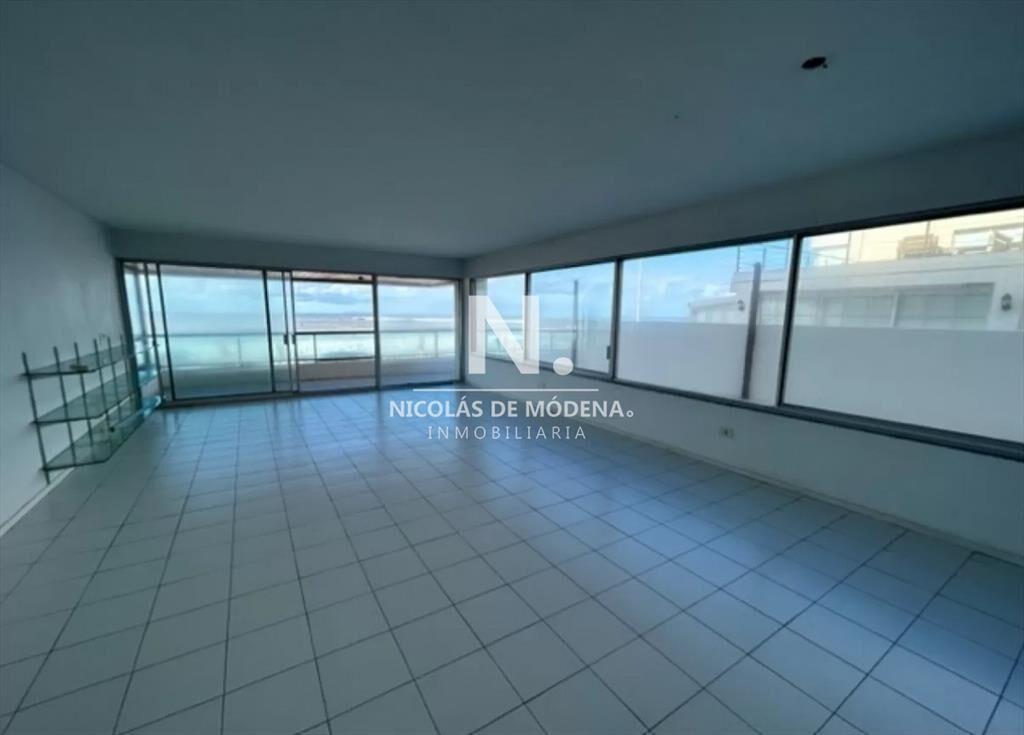 Apartamento en Peninsula - Punta del Este