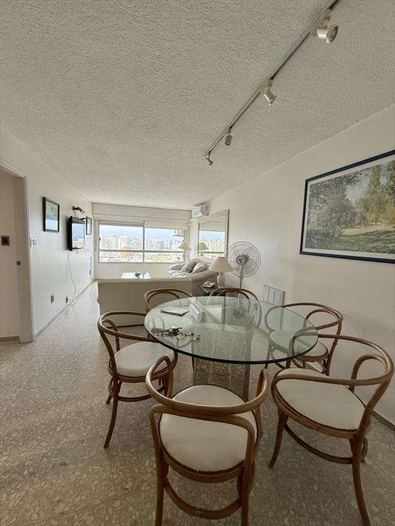 APARTAMENTO EN VENTA 3 DORMITORIOS EN TORRE DE
