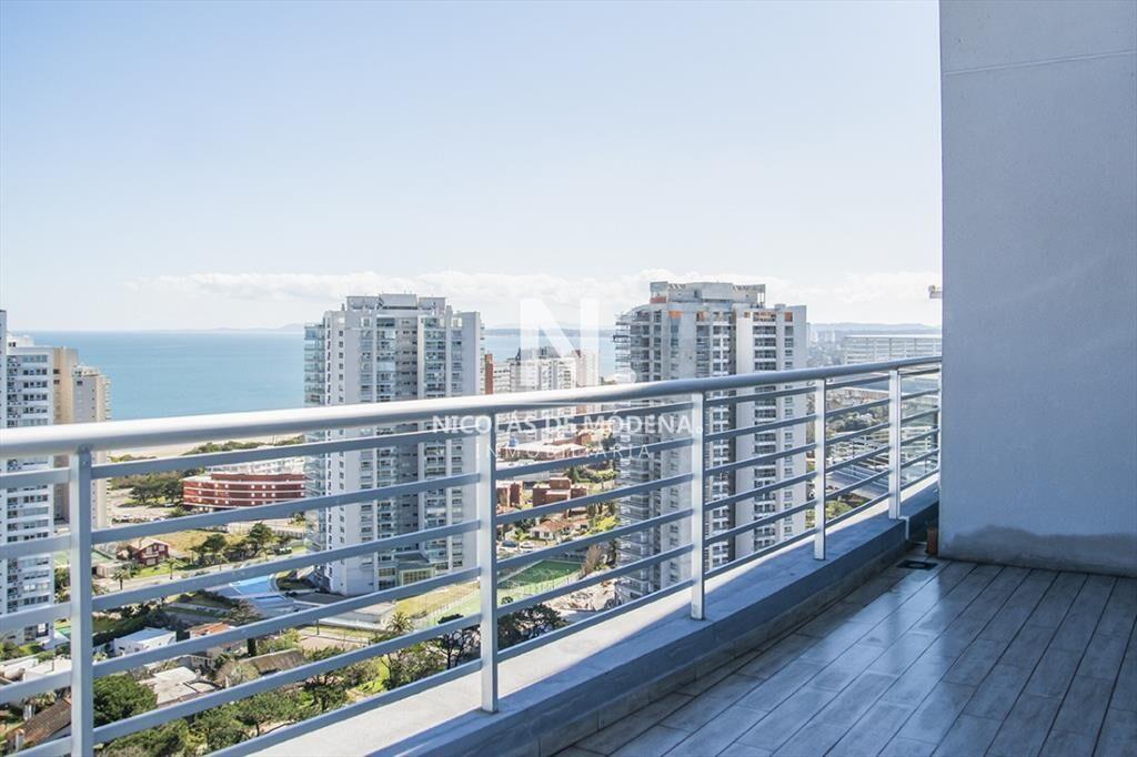 Hermoso Penthouse en venta con vista panorámica,