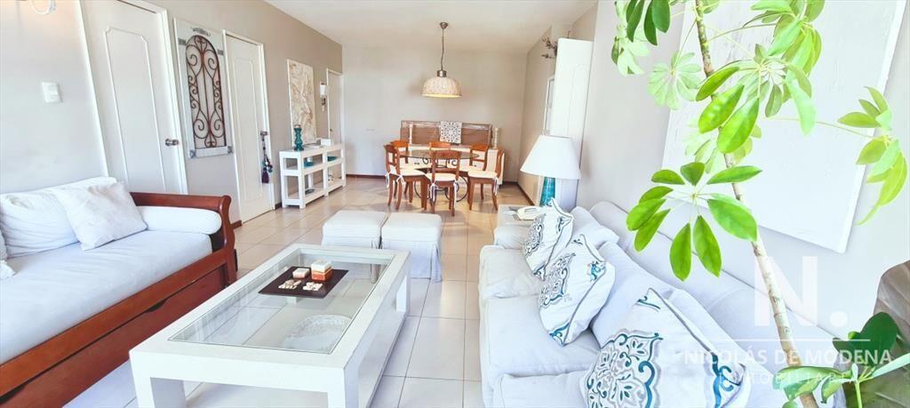 Apartamento en Peninsula, 2 dormitorios