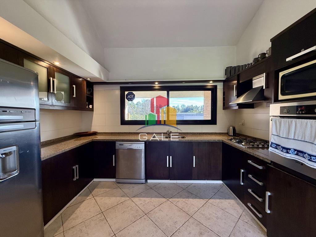 Chalet en Rinc�³n del Indio � A 500 metros del