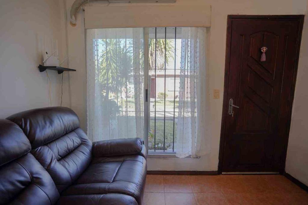 Oportunidad Vendo casa 2 dormitorios garaje Pando