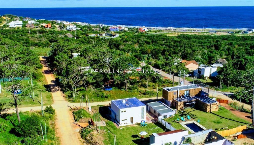 Casa en venta de 3 dormitorios con piscina en en